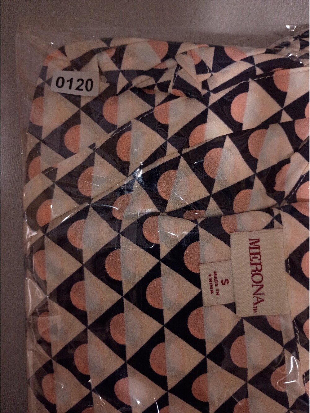 Merona Small Navy Peach Geometric Print 3/4 Sleeve Blouse - Picture 11 of 11